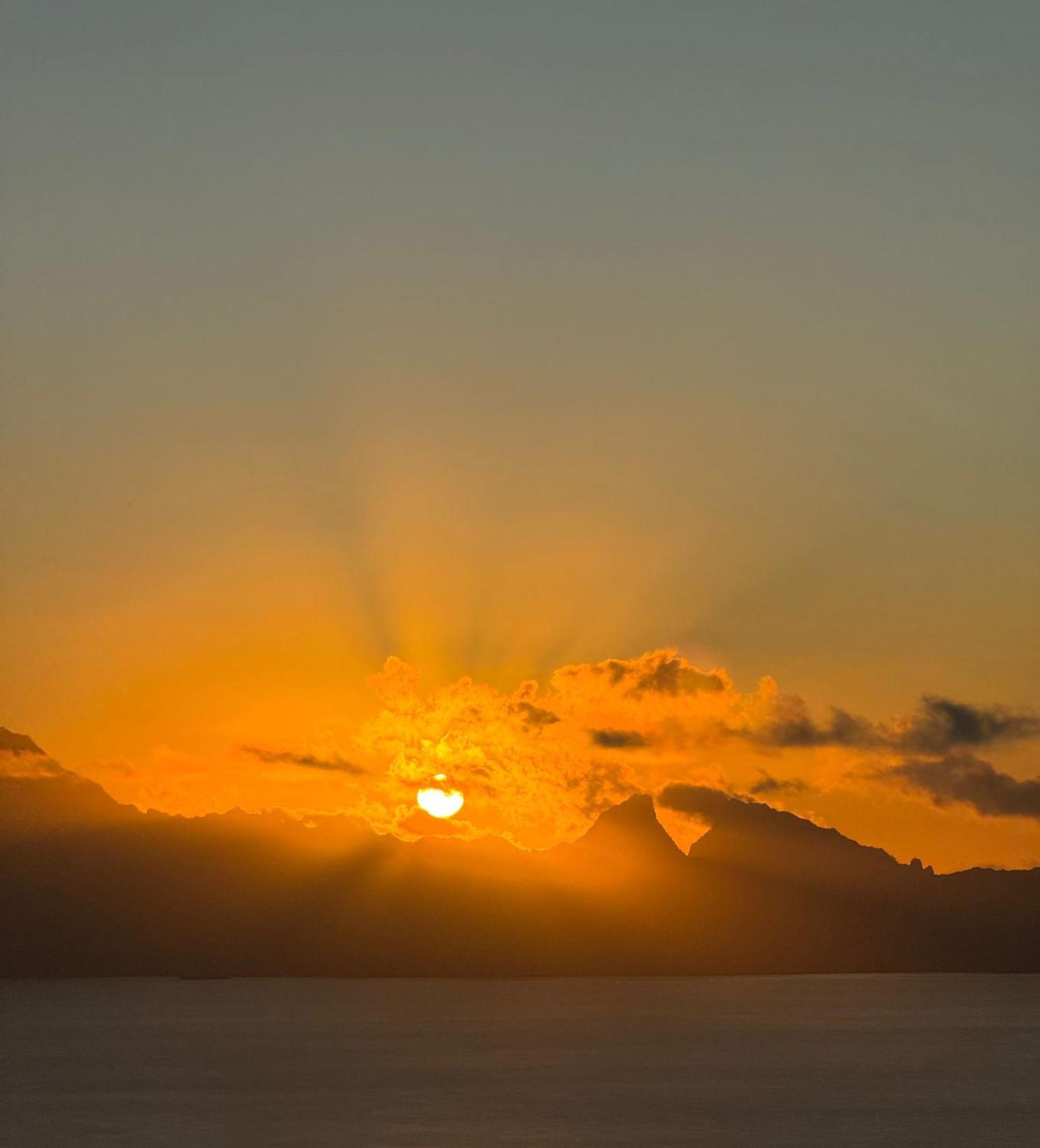 Studio Confort Avec Piscine Et Vue Tahiti Punaauia Buitenkant foto
